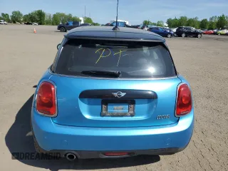 2017 MINI Hardtop Cooper with VIN WMWXP5C33H2G60921, listed as a Copart auction lot 58139295 with 94,599 mi miles and Salvage title. Bid and sale history available at DreamBid. Image 6.