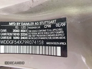 2009 Mercedes-Benz C 300 Sport z VIN WDDGF54X79R074158, wystawiony jako IAAI lot #42353528 z przebiegiem 158 122 mil mil oraz . Historia ofert i sprzedaży dostępna na DreamBid. Obrazek 9.