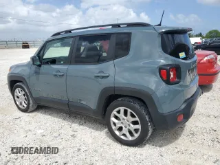 2018 Jeep Renegade Latitude with VIN ZACCJABB6JPH38962, listed as a Copart auction lot 52104225 with 77,745 mi miles and Salvage Title. Bid and sale history available at carsss.com. Image 2.