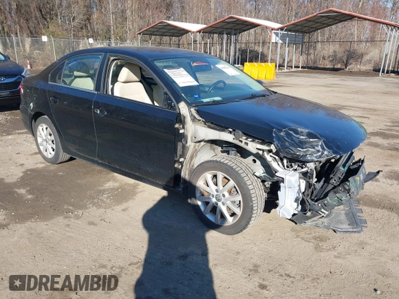 2013 Volkswagen Jetta Sedan SE w/Convenience/Sunroof with VIN 3VWDX7AJ9DM424595, listed as a IAAI auction lot 41807615 with 102,971 mi miles. Bid and sale history available at carsss.com. Image 1.