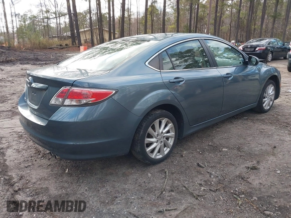 2012 Mazda Mazda6 i Touring with VIN 1YVHZ8DH2C5M22117, listed as a IAAI auction lot 41737825 with 202,048 mi miles. Bid and sale history available at carsss.com. Image 4.