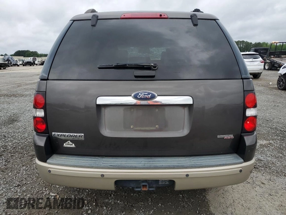 2006 Ford Explorer Eddie Bauer z VIN 1FMEU74E66UA41903, wystawiony jako Copart lot #60419545 z przebiegiem 231 949 mil mil oraz Szkoda całkowita • Salvage title. Historia ofert i sprzedaży dostępna na DreamBid. Obrazek 6.