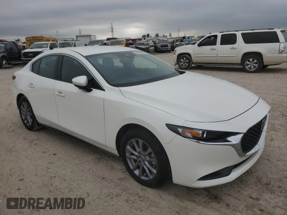 2022 Mazda 3 S with VIN 3MZBPAAL4NM307238, listed as a Copart auction lot 86509444 with 31,607 mi miles and Salvage title. Bid and sale history available at DreamBid. Image 4.