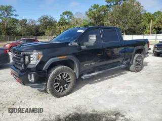 2020 GMC Sierra 2500HD AT4 z VIN 1GT49PEY0LF255831, wystawiony jako Copart lot #83574654 z przebiegiem 115 978 mil mil oraz Szkoda całkowita • Salvage title. Historia ofert i sprzedaży dostępna na DreamBid. Obrazek 1.