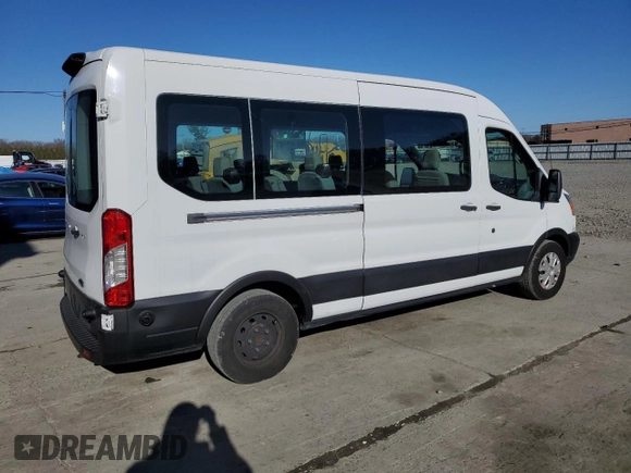 2019 Ford Transit Passenger XL z VIN 1FBAX2CM9KKA36596, wystawiony jako Copart lot #51154695 z przebiegiem 49 212 mil mil oraz Czysty tytuł • Clean title. Historia ofert i sprzedaży dostępna na DreamBid. Obrazek 3.