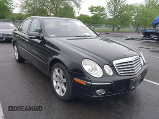 2008 Mercedes-Benz E 350 Luxury z VIN WDBUF87X38B213492, wystawiony jako IAAI lot #42166432 z przebiegiem 92 513 mil mil oraz . Historia ofert i sprzedaży dostępna na DreamBid. Obrazek 1.