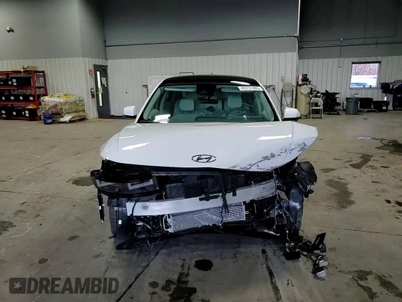 2024 Hyundai Ioniq 5 Limited z VIN KM8KRDDF0RU309277, wystawiony jako Copart lot #45731485 z przebiegiem 6 032 mil mil oraz Szkoda całkowita • Salvage title. Historia ofert i sprzedaży dostępna na DreamBid. Obrazek 11.