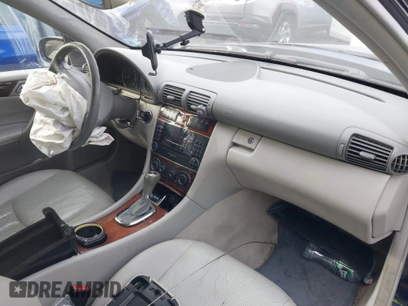 2006 Mercedes-Benz C 280 Luxury with VIN WDBRF92H96F783384, listed as a IAAI auction lot 41317074 with 122,501 mi miles and . Bid and sale history available at DreamBid. Image 5.