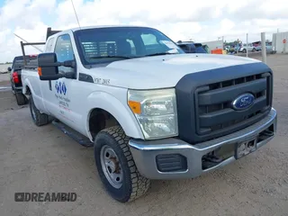 2015 Ford F-250 XLT with VIN 1FT7X2B63FEB54334, listed as a IAAI auction lot 42570798 with 288,832 mi miles and . Bid and sale history available at DreamBid. Image 1.