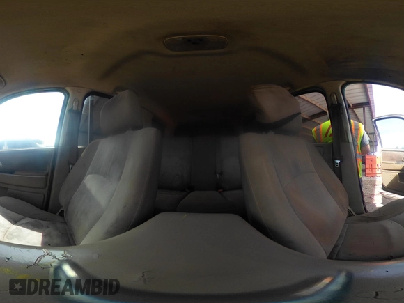 2006 Mercury Mariner Convenience with VIN 4M2YU56Z86KJ12563, listed as a IAAI auction lot 41817401 with 152,156 mi miles and . Bid and sale history available at DreamBid. Image 18.