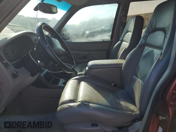 1997 Ford Explorer XLT with VIN 1FMDU35PXVUA56388, listed as a Copart auction lot 78156994 with 185,864 mi miles and Salvage title. Bid and sale history available at DreamBid. Image 7.