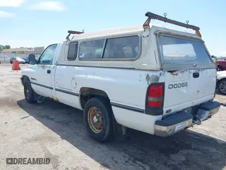 1996 Dodge Ram 1500 with VIN 1B7HC16Y1TS630096, listed as a IAAI auction lot 42095072 with 252,069 mi miles. Bid and sale history available at carsss.com. Image 3.