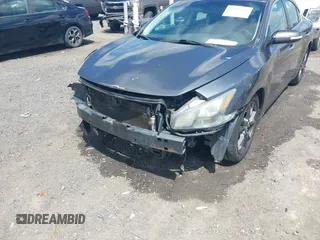 2012 Nissan Maxima S z VIN 1N4AA5AP0CC868910, wystawiony jako IAAI lot #42223925 z przebiegiem 181 877 mil mil oraz . Historia ofert i sprzedaży dostępna na DreamBid. Obrazek 6.