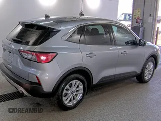 2022 Ford Escape SE with VIN 1FMCU0G60NUB33445, listed as a IAAI auction lot 42791527 with 67,638 mi miles and . Bid and sale history available at DreamBid. Image 1.