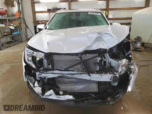 2022 GMC Terrain SLT with VIN 3GKALVEVXNL281445, listed as a Copart auction lot 46441435 with 45,249 mi miles and Salvage Title. Bid and sale history available at carsss.com. Image 5.