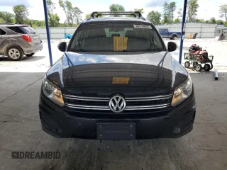 2016 Volkswagen Tiguan R-Line with VIN WVGAV7AX2GW580915, listed as a Copart auction lot 66318655 with 135,560 mi miles and Clean title. Bid and sale history available at DreamBid. Image 5.