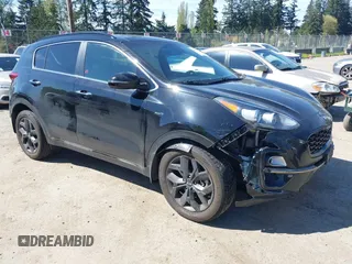 2020 Kia Sportage S with VIN KNDP6CAC0L7723110, listed as a IAAI auction lot 42077872 with 70,821 mi miles. Bid and sale history available at carsss.com. Image 1.