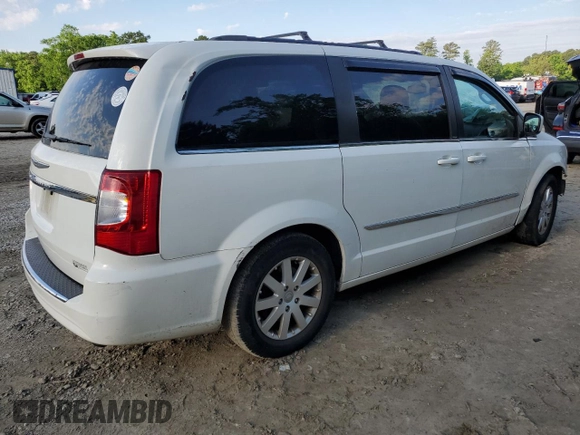 2013 Chrysler Town & Country Touring z VIN 2C4RC1BG3DR674413, wystawiony jako Copart lot #55902355 z przebiegiem 131 434 mil mil oraz Szkoda całkowita • Salvage title. Historia ofert i sprzedaży dostępna na DreamBid. Obrazek 3.