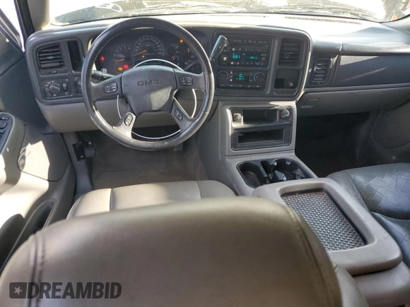 2006 GMC Yukon XL SLT with VIN 1GKEC16Z66J125150, listed as a Copart auction lot 88676205 with 211,564 mi miles and Salvage Title. Bid and sale history available at carsss.com. Image 8.