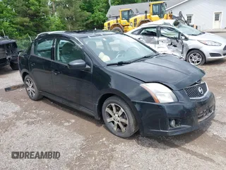 2012 Nissan Sentra SR z VIN 3N1AB6AP3CL753433, wystawiony jako IAAI lot #42318380 z przebiegiem 186 631 mil mil oraz . Historia ofert i sprzedaży dostępna na DreamBid. Obrazek 1.