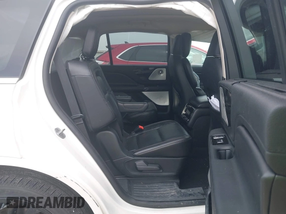 2022 Lincoln Aviator Reserve with VIN 5LM5J7XC5NGL07327, listed as a IAAI auction lot 42431662 with 33,536 mi miles and . Bid and sale history available at DreamBid. Image 8.