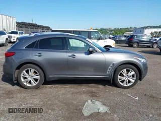 2013 Infiniti FX with VIN JN8CS1MW4DM174765, listed as a IAAI auction lot 42353218 with 109,881 mi miles and . Bid and sale history available at DreamBid. Image 13.