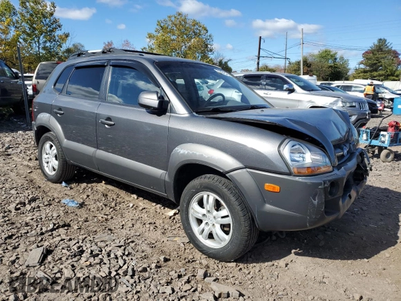 2008 Hyundai Tucson SE with VIN KM8JN12D58U853263, listed as a Copart auction lot 75324534 with 91,767 mi miles and Salvage Title. Bid and sale history available at carsss.com. Image 4.