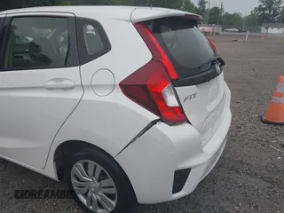 2017 Honda Fit LX with VIN JHMGK5H58HS007072, listed as a IAAI auction lot 42492506 with 160,878 mi miles and . Bid and sale history available at DreamBid. Image 21.