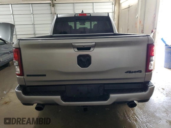 2021 Ram 1500 Big Horn z VIN 1C6SRFFT2MN598580, wystawiony jako Copart lot #52394285 z przebiegiem 34 468 mil mil oraz Szkoda całkowita • Salvage title. Historia ofert i sprzedaży dostępna na DreamBid. Obrazek 6.
