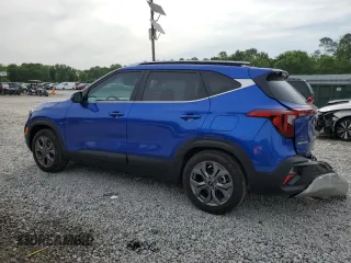 2024 Kia Seltos S z VIN KNDEU2AA7R7583412, wystawiony jako Copart lot #53721595 z przebiegiem 7 257 mil mil oraz Szkoda całkowita • Salvage title. Historia ofert i sprzedaży dostępna na DreamBid. Obrazek 2.