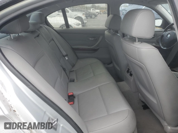 2010 BMW 3 Series 328i with VIN WBAPH5G50ANM34958, listed as a Copart auction lot 49187115 with 120,903 mi miles and Clean Title. Bid and sale history available at DreamBid. Image 10.