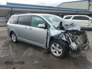 2016 Toyota Sienna LE AAS with VIN 5TDKK3DC4GS731059, listed as a Copart auction lot 60818295 with Not provided miles and Salvage title. Bid and sale history available at DreamBid. Image 4.