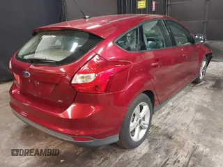 2014 Ford Focus SE with VIN 1FADP3K24EL441994, listed as a IAAI auction lot 41851296 with 109,893 mi miles. Bid and sale history available at carsss.com. Image 4.