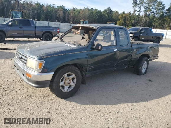 1995 Toyota T100 DX with VIN JT4VD12E1S0012010, listed as a Copart auction lot 83223154 with 253,492 mi miles and Salvage Title. Bid and sale history available at DreamBid. Image 1.