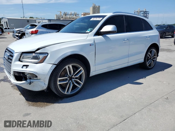 2015 Audi SQ5 Premium Plus with VIN WA1CGAFP1FA090470, listed as a Copart auction lot 55276774 with 209,211 mi miles and Salvage Title. Bid and sale history available at carsss.com. Image 1.