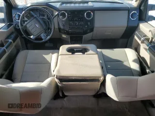 2008 Ford F-250 XL z VIN 1FTSW21Y18EB36076, wystawiony jako Copart lot #50083775 z przebiegiem 187 683 mil mil oraz Nie do naprawy • Non repairable. Historia ofert i sprzedaży dostępna na DreamBid. Obrazek 8.