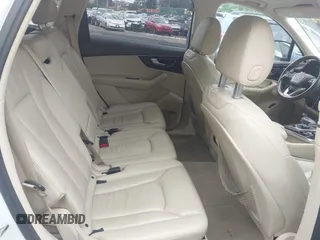 2017 Audi Q7 Premium Plus z VIN WA1LAAF74HD057367, wystawiony jako IAAI lot #42649847 z przebiegiem 90 204 mil mil oraz . Historia ofert i sprzedaży dostępna na DreamBid. Obrazek 8.