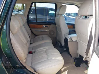 2010 Land Rover Range Rover Sport HSE Lux with VIN SALSK2D48AA212810, listed as a IAAI auction lot 41943041 with 111,896 mi miles and . Bid and sale history available at DreamBid. Image 8.