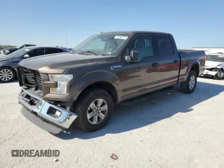 2015 Ford F-150 XLT w/HD Payload Pkg with VIN 1FTFW1EG8FKD03366, listed as a Copart auction lot 76162214 with 230,146 mi miles and Salvage Title. Bid and sale history available at carsss.com. Image 1.