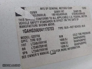 2004 Chevrolet Express Passenger with VIN 1GAHG39U641170703, listed as a IAAI auction lot 41745878 with 194,636 mi miles. Bid and sale history available at carsss.com. Image 9.