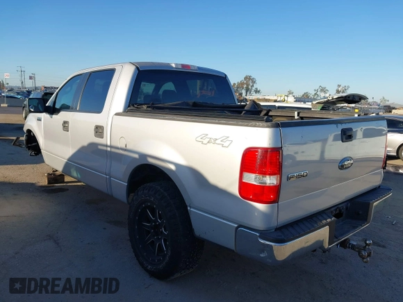 2006 Ford F-150 XLT with VIN 1FTPW14506KB72485, listed as a IAAI auction lot 41858983 with 147,385 mi miles. Bid and sale history available at carsss.com. Image 3.