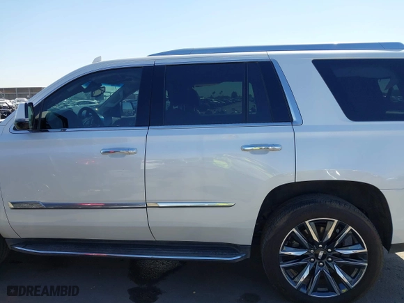2016 Cadillac Escalade Luxury Collection with VIN 1GYS4BKJ1GR214364, listed as a IAAI auction lot 42107649 with 86,977 mi miles. Bid and sale history available at carsss.com. Image 13.