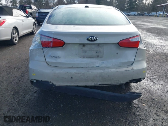 2015 Kia Forte LX with VIN KNAFK4A66F5295094, listed as a IAAI auction lot 41795729 with 183,771 mi miles. Bid and sale history available at carsss.com. Image 17.