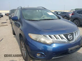 2010 Nissan Murano SL z VIN JN8AZ1MW9AW135057, wystawiony jako IAAI lot #42312164 z przebiegiem 208 884 mil mil oraz . Historia ofert i sprzedaży dostępna na DreamBid. Obrazek 1.