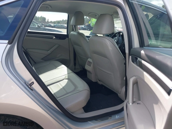 2017 Volkswagen Passat R-Line w/Comfort Pkg with VIN 1VWDT7A30HC048101, listed as a IAAI auction lot 41823508 with 53,681 mi miles. Bid and sale history available at carsss.com. Image 8.