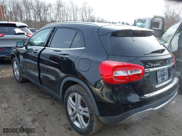 2018 Mercedes-Benz GLA with VIN WDCTG4GB4JJ370798, listed as a IAAI auction lot 41505371 with 182,592 mi miles. Bid and sale history available at carsss.com. Image 3.