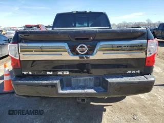 2017 Nissan Titan Pro-4X z VIN 1N6BA1F43HN557633, wystawiony jako Copart lot #46501645 z przebiegiem 94 325 mil mil oraz Szkoda całkowita • Salvage title. Historia ofert i sprzedaży dostępna na DreamBid. Obrazek 6.