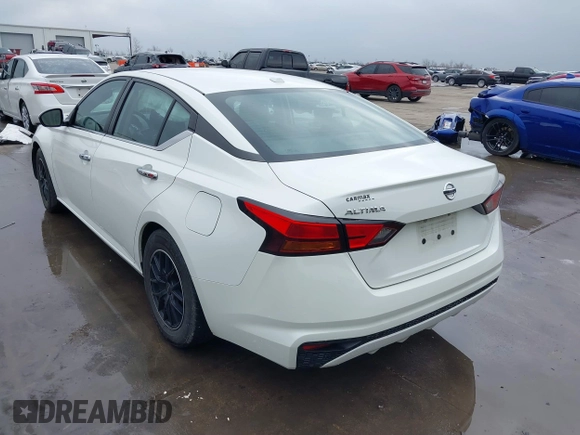 2020 Nissan Altima S with VIN 1N4BL4BVXLC139349, listed as a IAAI auction lot 41503655 with 110,058 mi miles and . Bid and sale history available at DreamBid. Image 3.