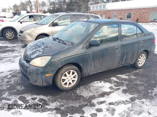 2003 Toyota Prius with VIN JT2BK12U030071916, listed as a IAAI auction lot 41460510 with 509,629 mi miles. Bid and sale history available at carsss.com. Image 2.