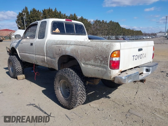 1996 Toyota Tacoma with VIN 4TAWN72N8TZ143884, listed as a IAAI auction lot 41679794 with 88,676 mi miles and . Bid and sale history available at DreamBid. Image 3.
